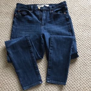 Gap True Skinny Super High Rise 28R